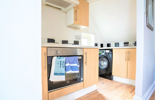 Travellers Stays In The Heart Of Orrell Park - Foto 5