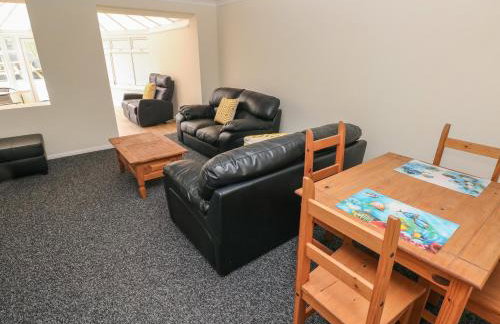 21 Heol Gylfinir - Foto 3