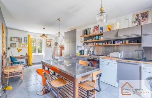 Maison à Lyon Parilly avec Piscine, Jardin, Parking Privé & Proche Eurexpo - Foto 12