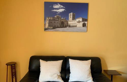 Junto a la Catedral, con parking privado gratis - Foto 8