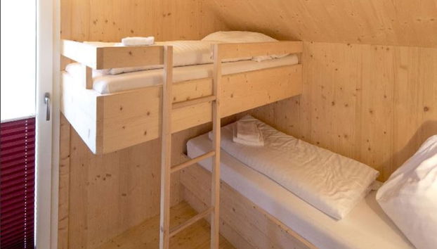 Inviting Chalet on the ski Slopes - Foto 3, Habitación