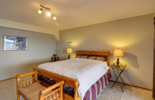 Spacious Kelseyville Home with Large Lakefront Deck! - Foto 16