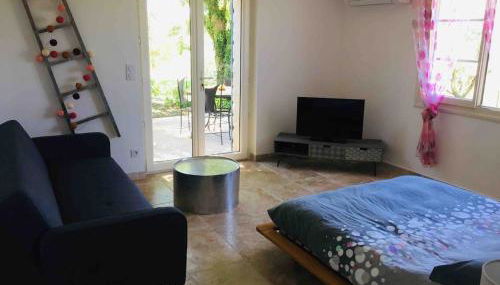 Gîte ,studio dans le village de lagnes - Foto 4