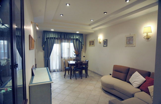 Roma Chic House - Luxury House 4 People - With 2 Bedrooms 2 Bathrooms - Photo 25