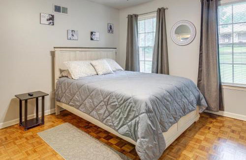 Walk to Graceland Spacious Memphis Home! - Foto 12