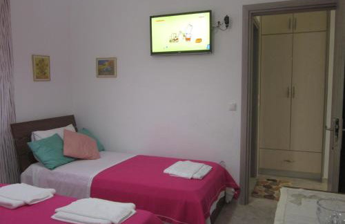 Petra Houses - Photo 5