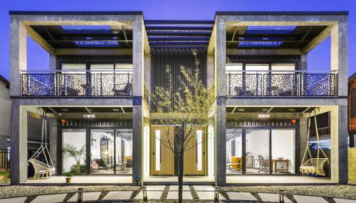 NEW Luxury Concrete Home Just Minutes from the Beach - Foto 1