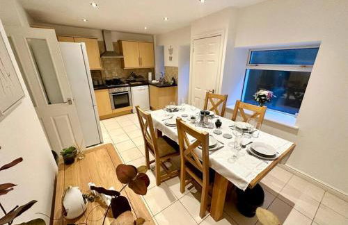 Cottage,Cinema Room,Log Burner - Photo 31