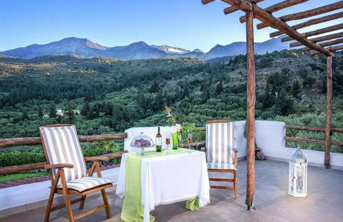 Private Pool & Garden Villa for 6 - Foto 32