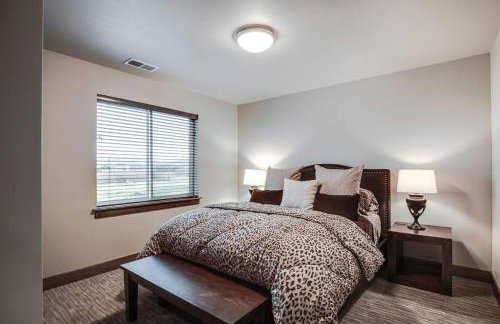 Luxury Townhome on the Park with Bridger Mtn Views - Foto 13