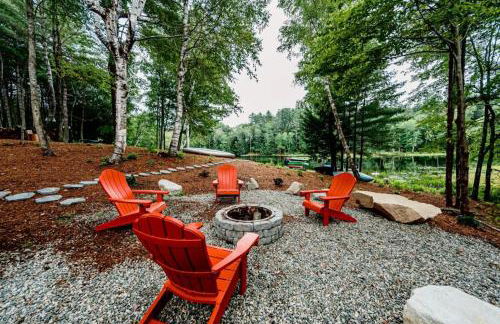 Treehouse Duo Lakefront 2 Private Hot Tubs - Photo 10