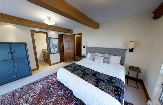 Top of the Village - Foto 21