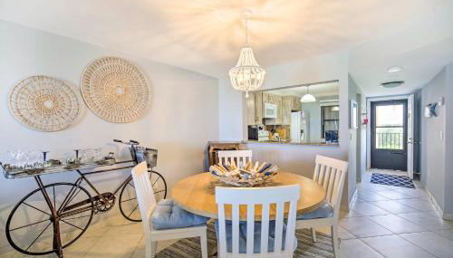 Lovely Fort Pierce Condo, Walk to Beach! - Foto 2