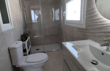 Front Sea View Penthouse - Photo 23