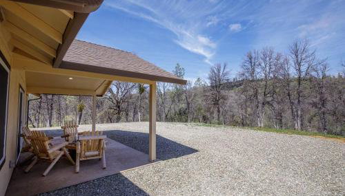 Cozy Cub Cabin, brand new home near Yosemite - Foto 5