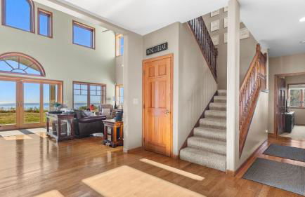 Seacliff Haven by AvantStay Waterfront Luxury Stunning Views Hot Tub Game Room - Foto 15