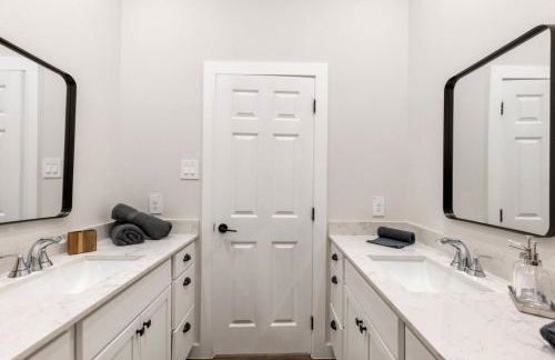 Modern Magnolia Cottage Pool and Gym Access - Foto 21