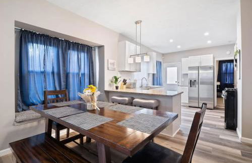 Large Remodeled 4 Bedroom Only 7 Minutes to Downtown - Foto 8