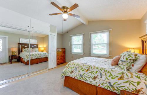 Family Home with Stunning Water Views in Tavares! - Photo 25