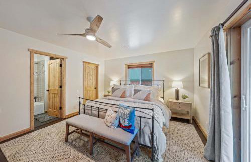 Mountain Retreat - Sleeps 7 - Canoe - Fireplace - Foto 26