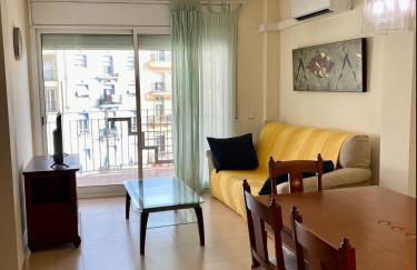 Apt Familiar con vistas al mar - Foto 2