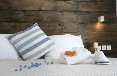 Ammos Luxury Studios - Photo 5