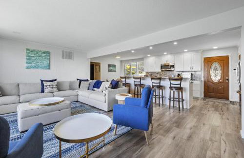 Beautiful Torch Lake House with Beach Access home - Foto 45