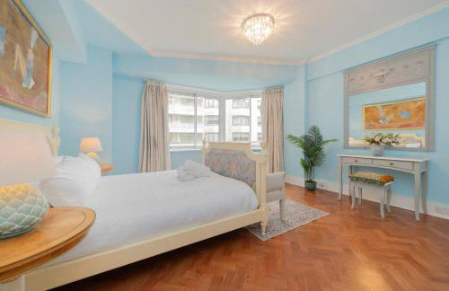 The Grande Mayfair Apartment - Photo 33