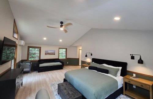 Pool Arcade Mtn Views Lake George Home Retreat WFH - Foto 10