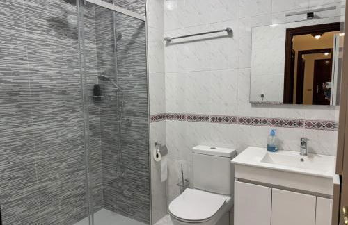 Piso 3 Hab cerca de Av Madrid con WiFi - Foto 8