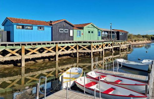 2 Bedroom Amazing Home In Ars-En-Ré - Foto 23