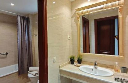 Fuengirola - Luxury 3 bedrooms apartment - Photo 24