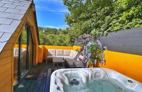 Chy Glynn. Luxury lodge with hot tub and views. - Foto 1