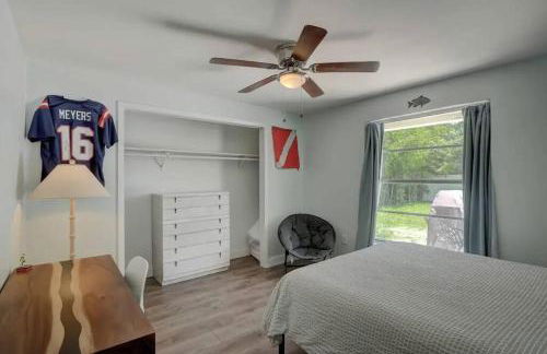 HIDDEN GEM - Family Friendly Pool Home -Welcome - Photo 12