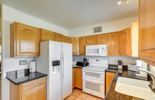 Bright Tucson Home with Patio By Rillito River Path! - Foto 9