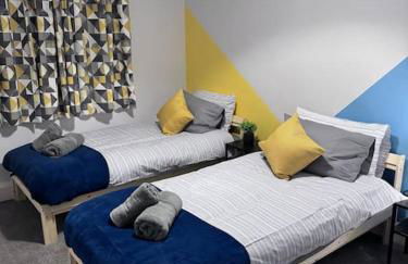 Salisbury - New 3br home, wifi, parking, sleeps 6, near Liverpool city centre - Foto 1