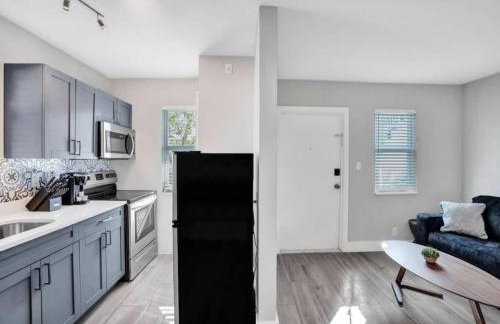 Rustic Retreats Cozy 1BR for 4 guests minutes from Las Olas - Foto 9