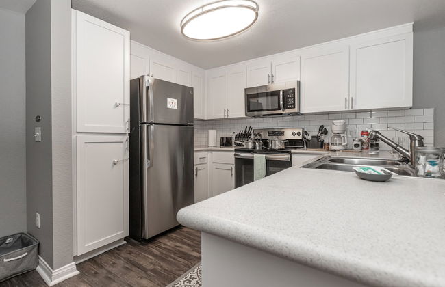 Resort Style Condo 220MV - Photo 6