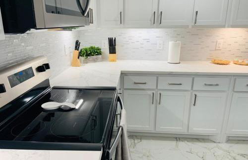 Family Modern Comfy Home in DFW - Foto 17