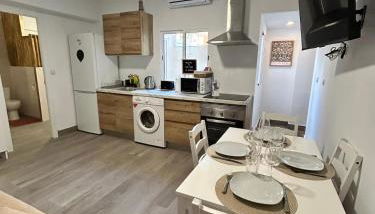 A pasos del mar, 4 habitaciones, AC y reformado - Foto 1, stove