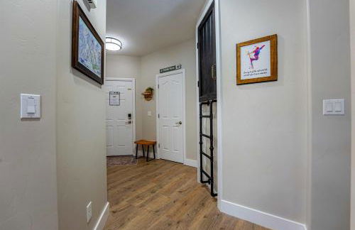 Heavens Gate LS48 Ski Retreat Hot Tub & Views - Foto 17