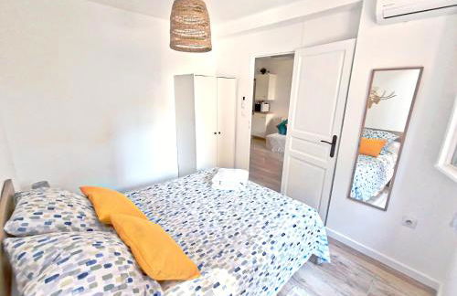 Appartement 2 pièces avec Balcon, Clim et Parking au Port de Hyères - Foto 10