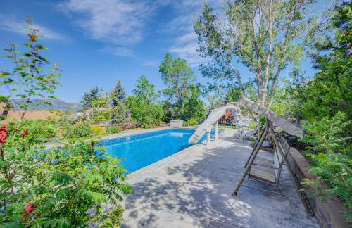 Deep Blue Spacious Escape w Hot Tub & Playground - Foto 56