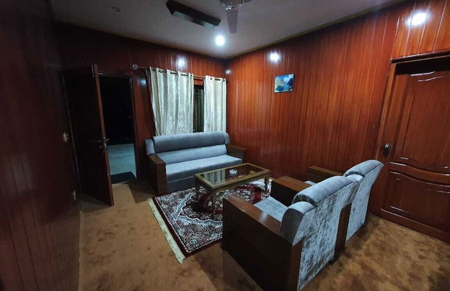 Orangeloft Lower Kachura Lake - Photo 2