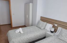 Moderno Apartamento 3 dormitorios y piscina - Photo 16