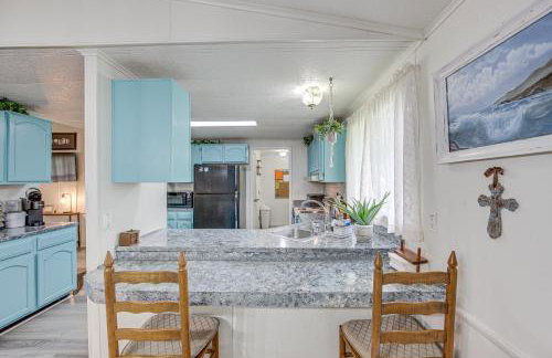 Lakefront Gun Barrel City Home with Dock and Deck - Foto 8