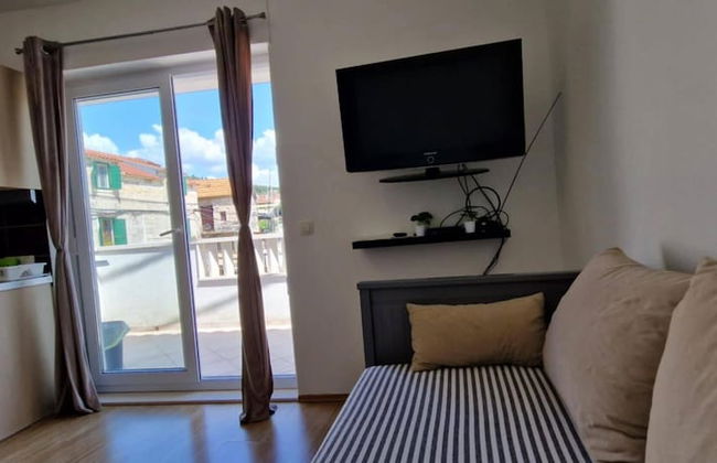 Sea-view Apartment - Sleeps 4, Parking & Balcony - Foto 13