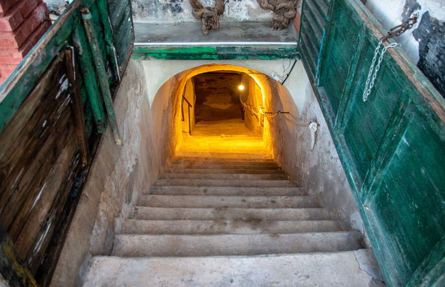 Visita a las cuevas-bodega de Tomelloso - Photo 2