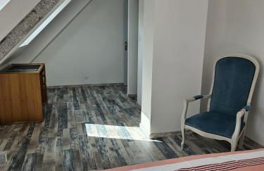 Maison de famille en Bretagne - 5 chambres, jardin, proche du littoral - Photo 8