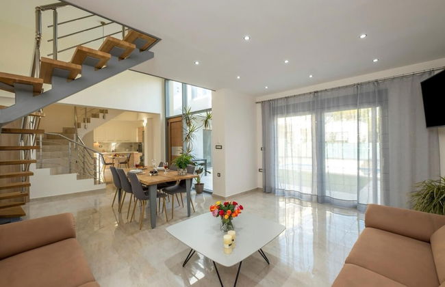 Park-view Pool Villa - Photo 4